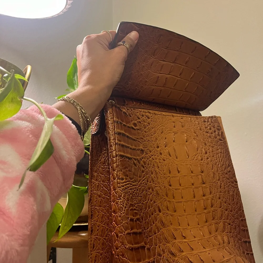 Backpack - Picture 8 of 8